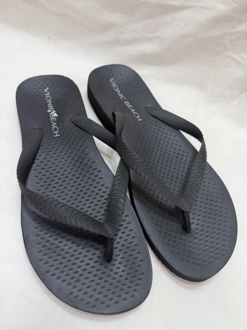 Vionic high tide Sandals flip flops size 12